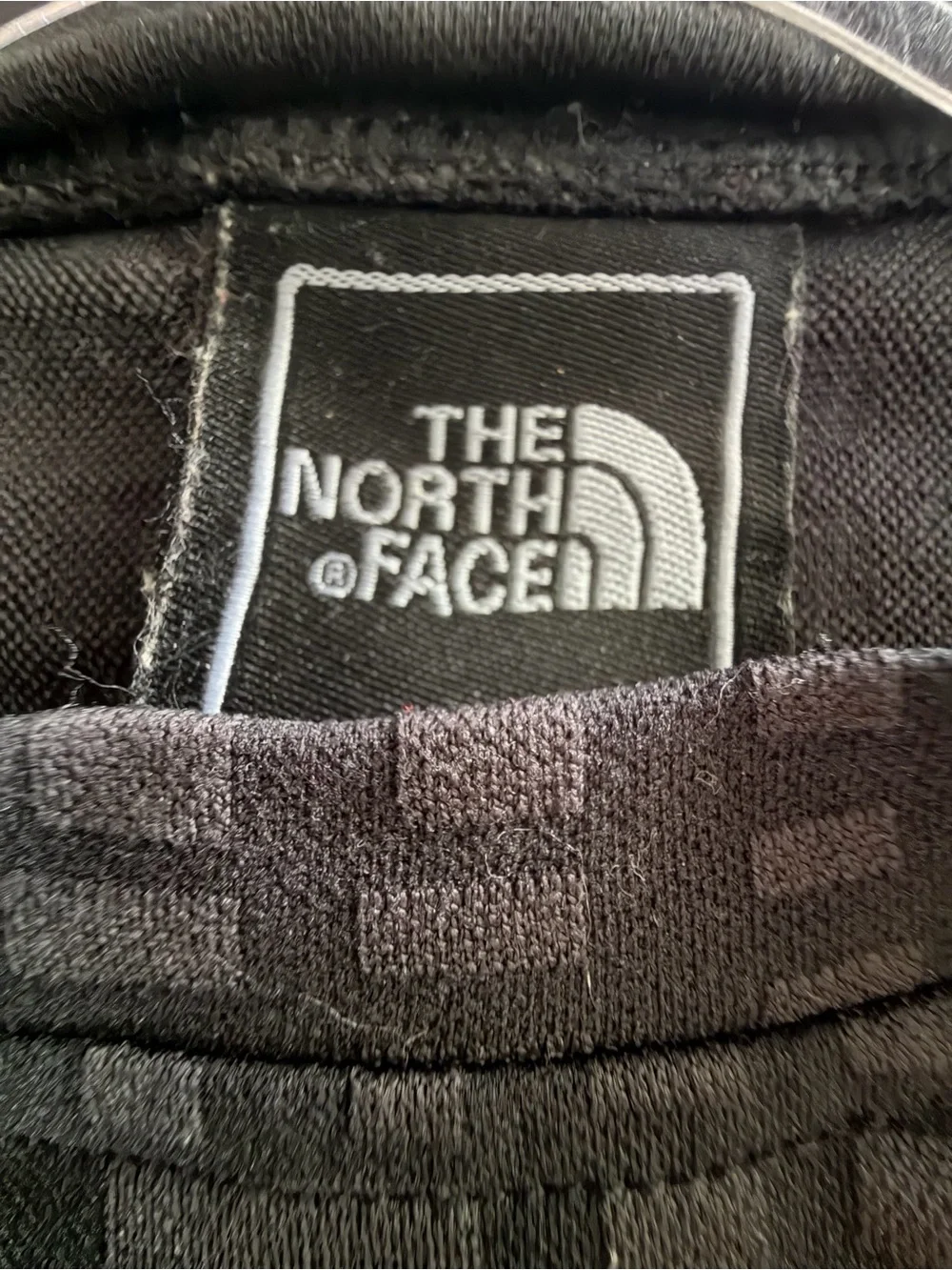 The North Face Altimetro Long Sleeve Crew Neck Grid Pattern Shirt Black Large